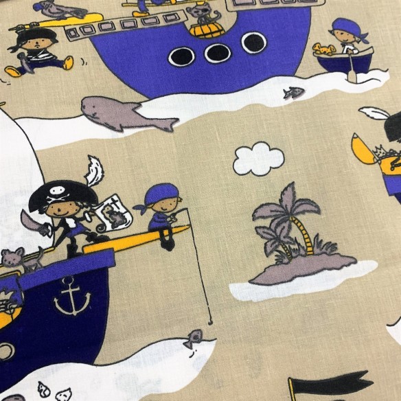 Бавовняна тканина - Пірати на бежевому фоні