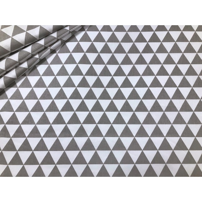Бавовняна тканина - сірі та білі трикутники