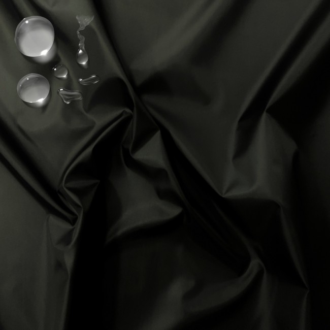 Водонепроникна тканина - Куртка PUMI - Чорна