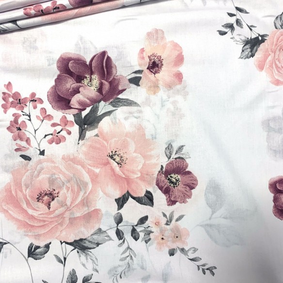Бавовняна тканина - троянди, листя, бордовий і рожевий