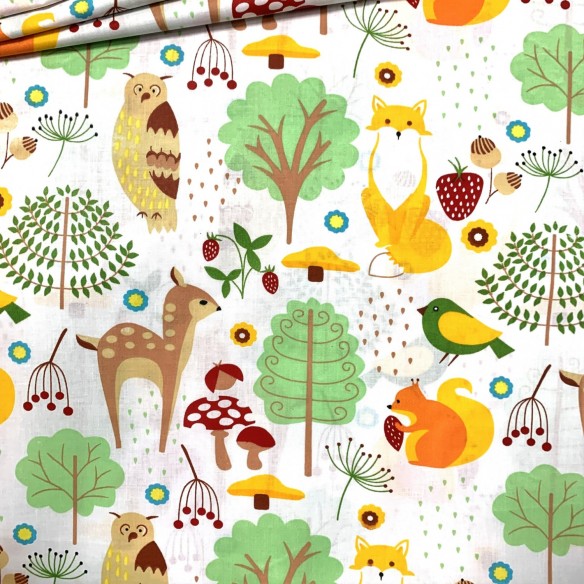Бавовняна тканина - тварини в лісі, зелений і жовтий