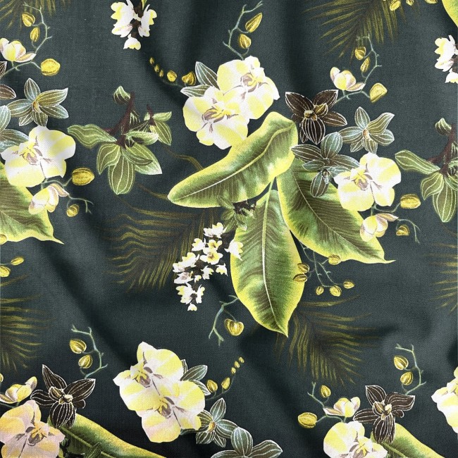 Tkanina bawełniana - Kwiaty i palmy zielone