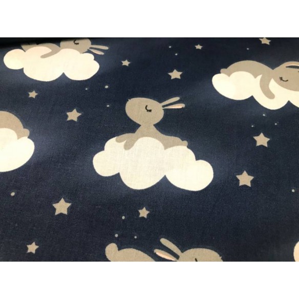 Бавовняна тканина - Зайчики і хмара темно-синього кольору