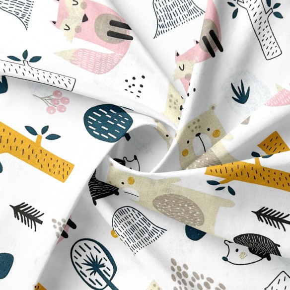 Бавовняна тканина - Лісові тварини рожево-оранжеві на білому фоні